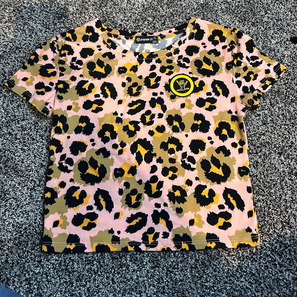 Shreddey Crop top size large